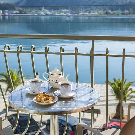 Tourist Boutique Hotel Аргостоліон Екстер'єр фото