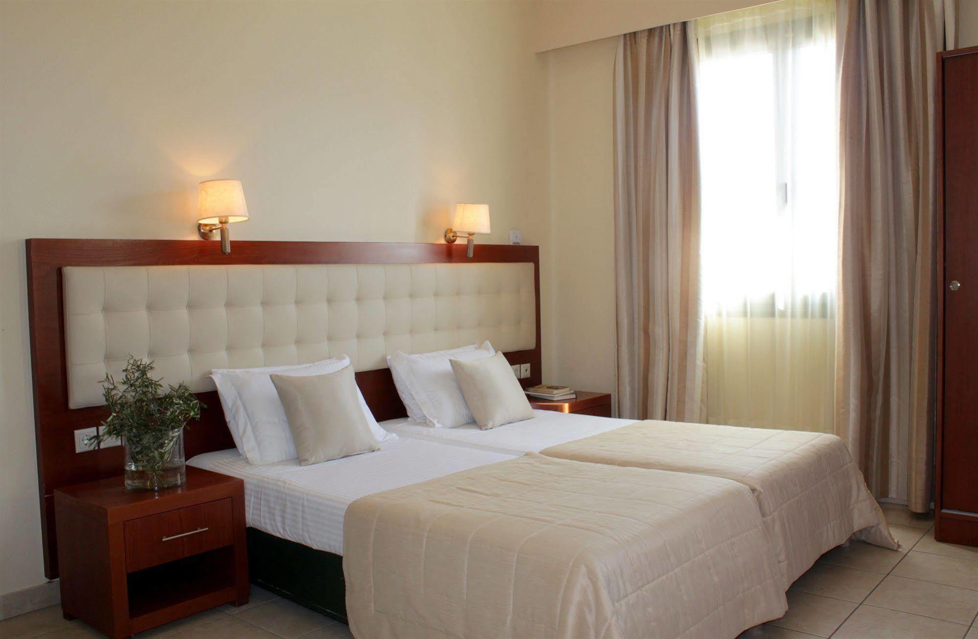 Tourist Boutique Hotel Аргостоліон Екстер'єр фото